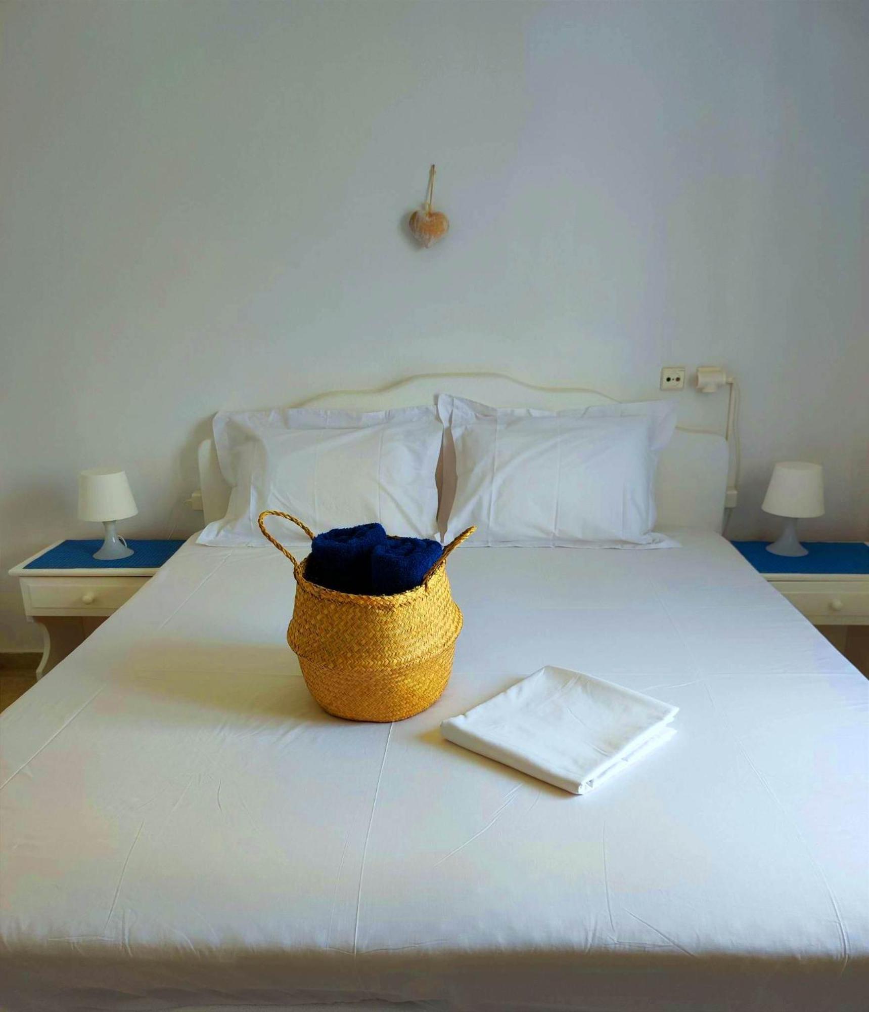 Georgia Rooms Milos Plaka  Екстер'єр фото