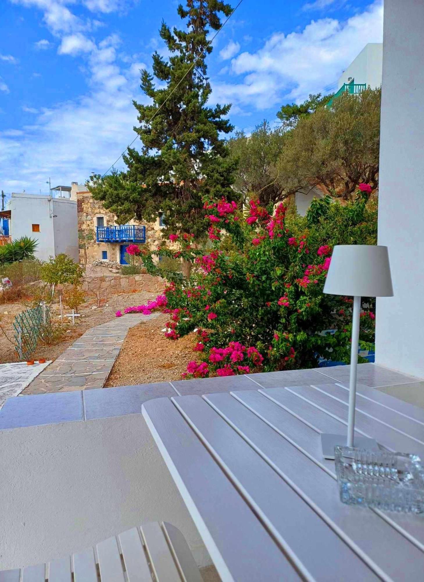 Georgia Rooms Milos Plaka  Екстер'єр фото